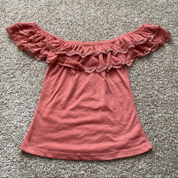 Off the Shoulder Top - Picture 2 of 3